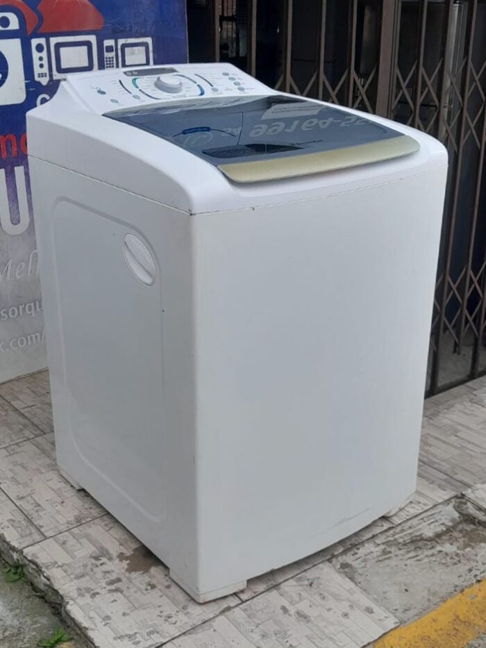 Máquina de Lavar 15kg Electrolux LBU15