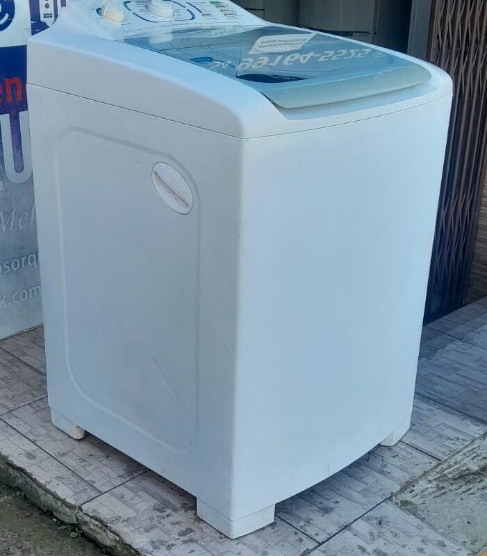 Máquina de Lavar 12kg Electrolux LT12F
