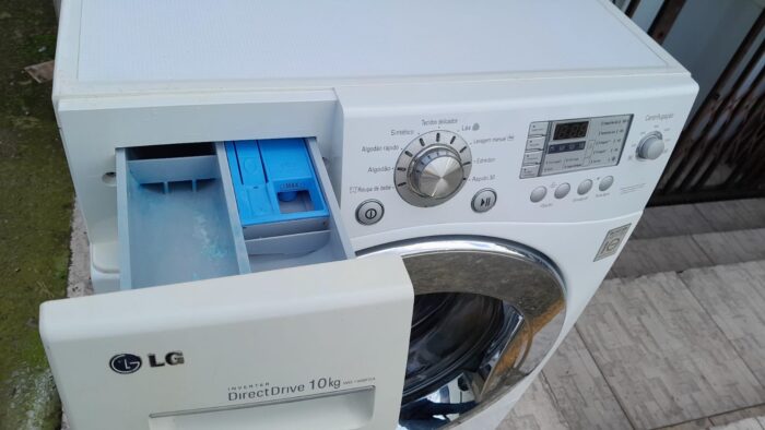 Lavadora de Roupas 10kg Frontal LG WD-1409FDA - Imagem 4