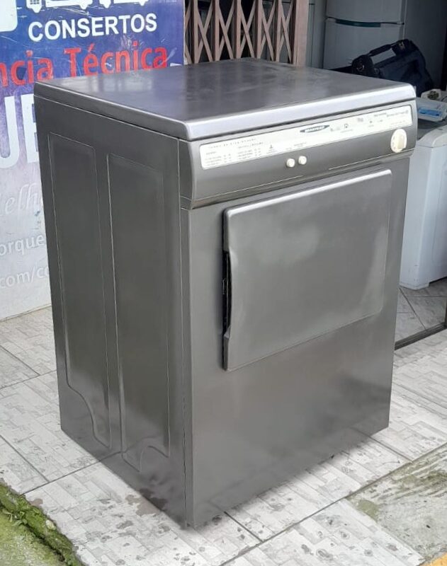 Secadora de Roupas 10kg Brastemp Prata BSR20A