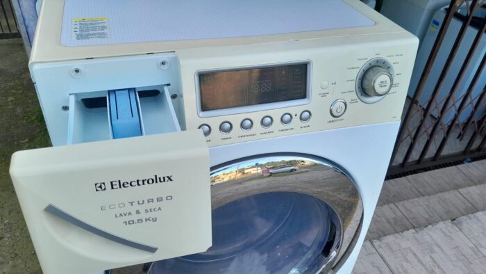 Lava e Seca 10,5kg Electrolux LSE11 - Imagem 5