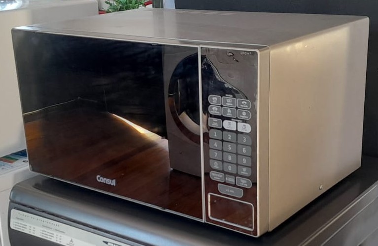 Microondas Consul 30 Litros CMA08