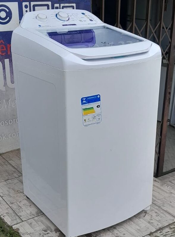 Máquina de Lavar 8,5kg Electrolux LAC09