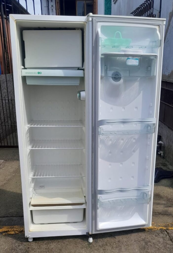 Geladeira Consul 239 Litros CRP28 - Imagem 6