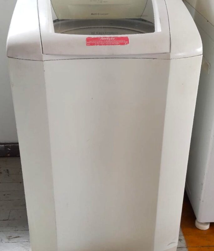 Máquina de Lavar 8kg Electrolux LF80